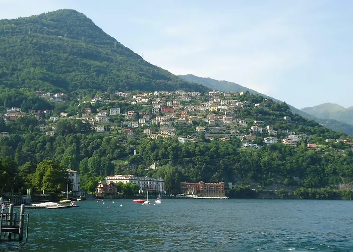 La Ca In Piaza Semesterbostad Cernobbio